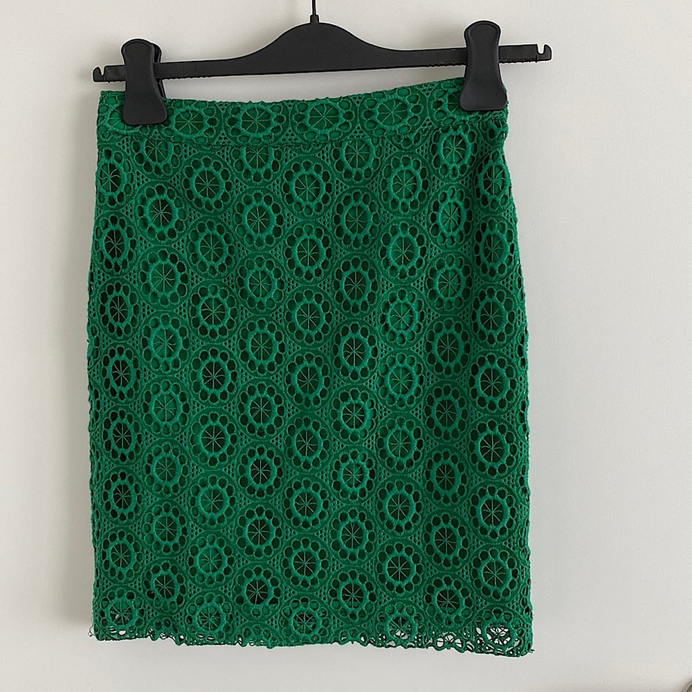 Kelly green lace pencil skirt Club Monaco NWT, size 00